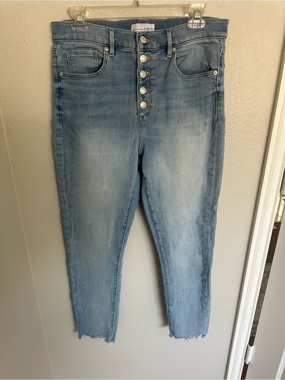 LOFT High-Rise Light Wash Button-Fly Women's Jeans size 30/10